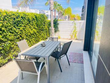 Maison De Vacances pour 6 Personnes dans Punta Prima (Alicante), Orihuela, Photo 4