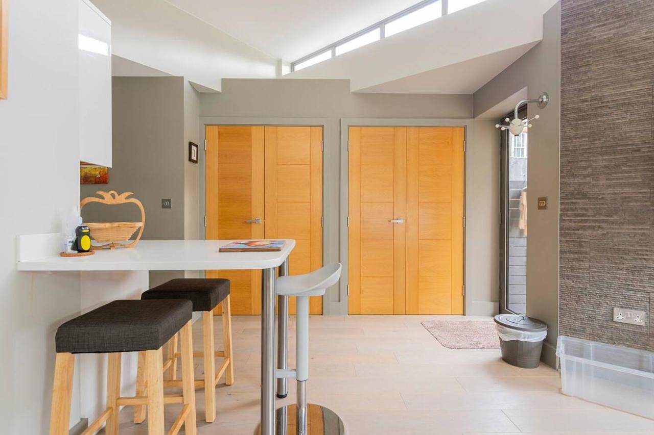 One-Bedroom Villa in Haringey, London