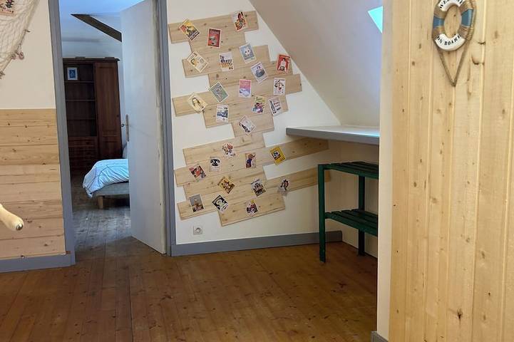 Domaine privatisé/piscine chauffée/32 Personnes/13 chambres/5 salles de bains in Montreuil-en-Touraine, Région de Tours