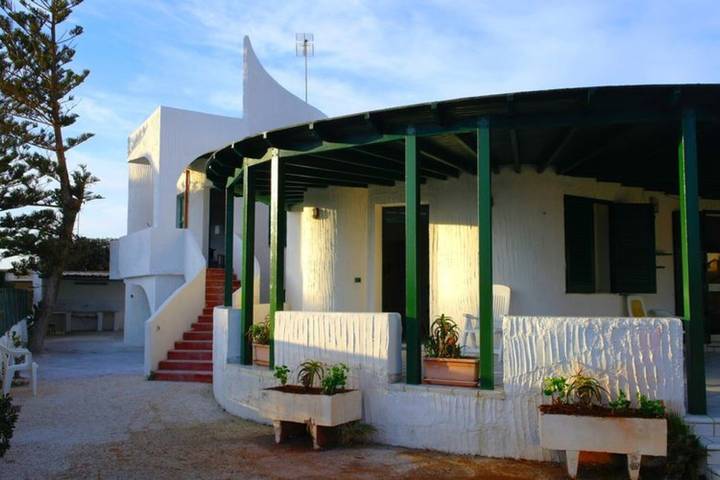 Bungalow für 9 Personen, mit Garten