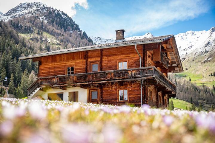 Appartement de vacances pour 7 personnes, avec Balcon et Terrasse ainsi que Jardin et Vue