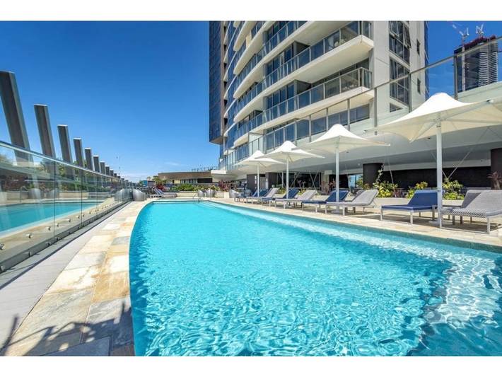 Apartamento de vacaciones para 4 personas, con balcón/terraza y balcón además de vistas al mar y piscina, Familias con niños - 1