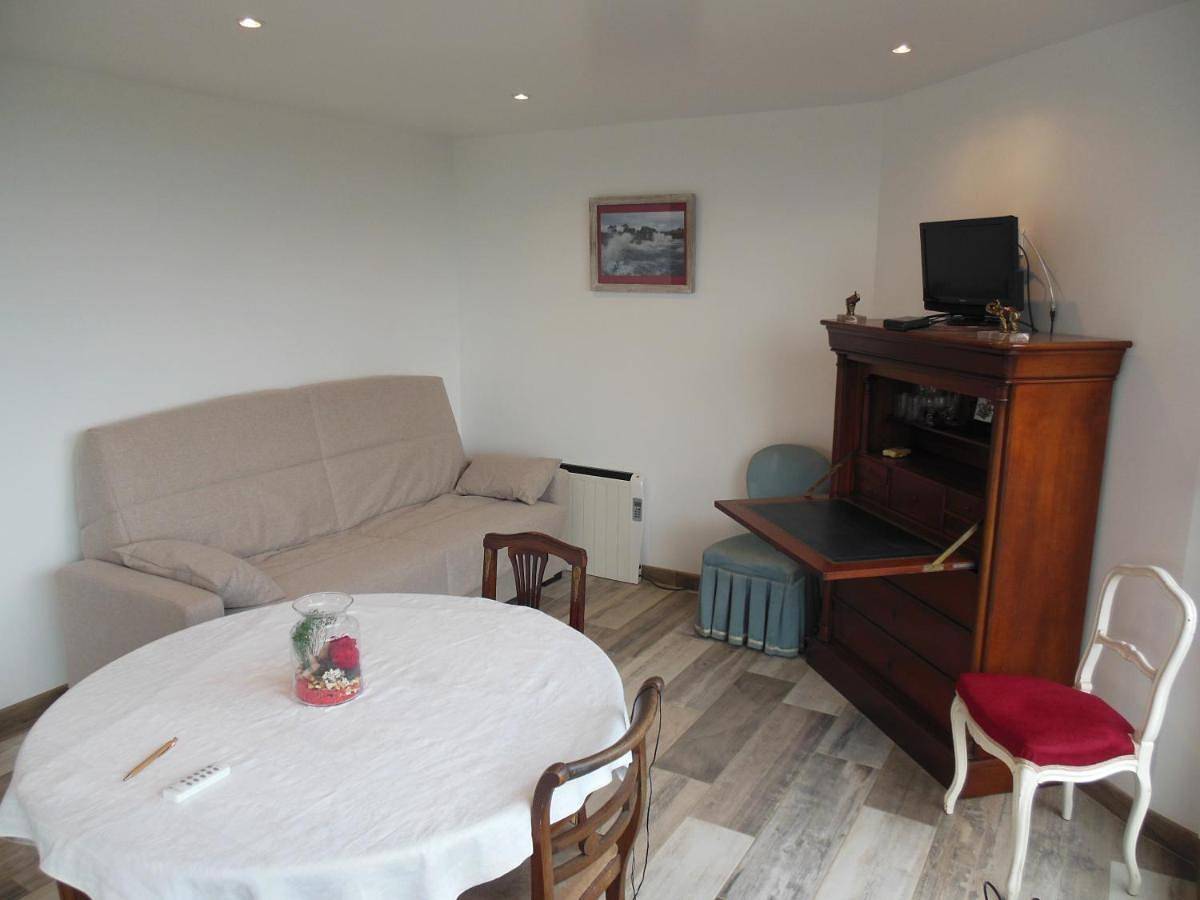 Appartement entier, Studio Apartment with Sea View in Crozon, Région de Châteaulin