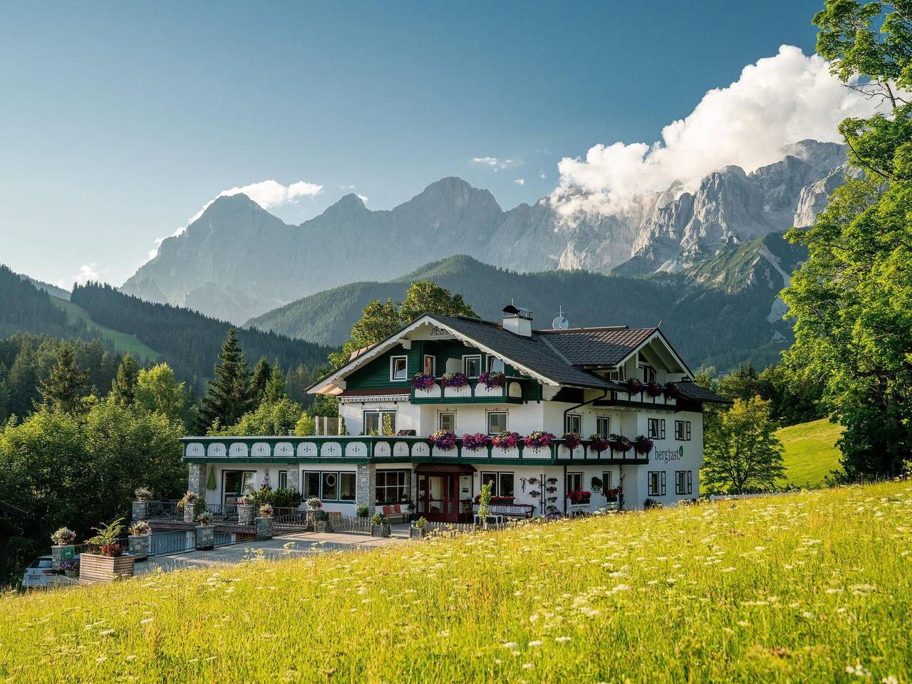 Ganze Ferienwohnung, **** Landhaus Bergrast - Apartment Typ B Studio 32 m² in Ramsau am Dachstein, Schladming-Dachstein