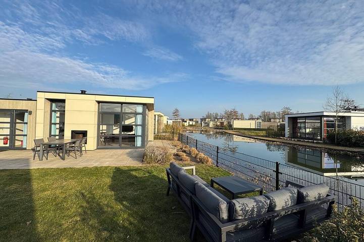 Ferienhaus für 3 Personen, mit Garten und Sauna sowie Terrasse und Pool, mit Haustier