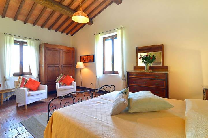 Piscina privada, a poca distancia de la ciudad, A / C, Wifi, degustación de vinos gratis. in Fabro, Provincia de Perugia