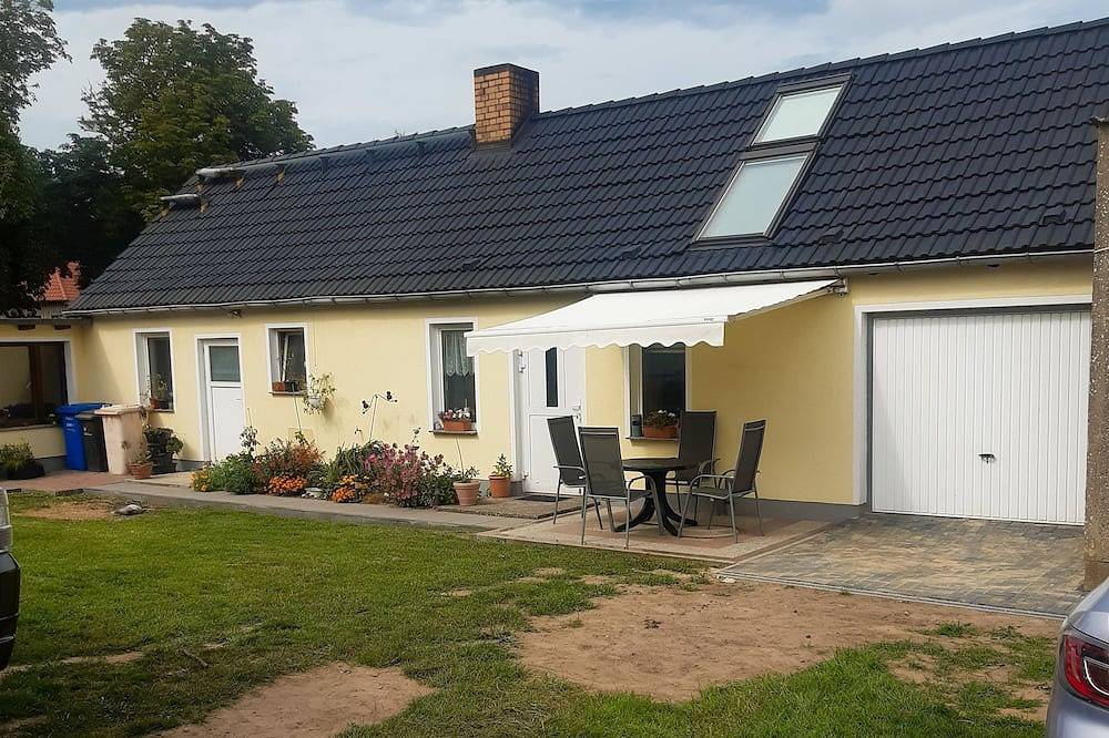 Ganze Wohnung, Ferienwohnung Schalense - Ferienwohnung in Hohendorf (bei Wolgast), Wolgast