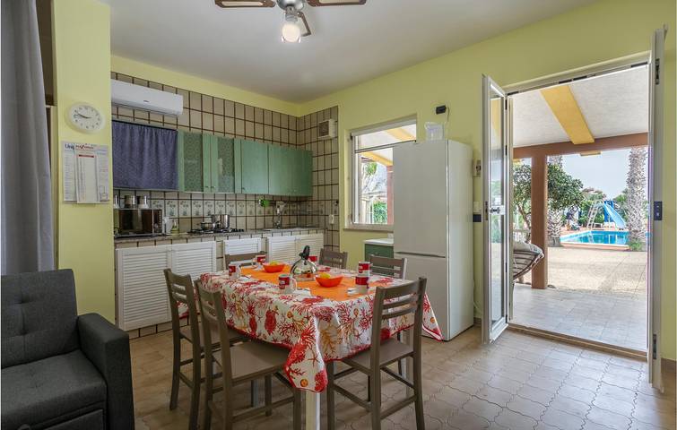 Retiro junto al mar con piscina y cocina americana - 2,5 km de la playa in Marina di Modica, Módica