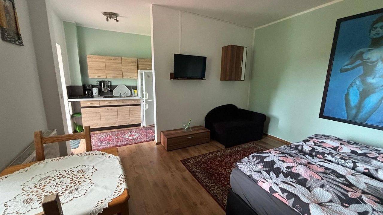 Ganze Ferienwohnung, Ferienwohnung für 2 Personen (30 m²) in Lietzow in Lietzow, Bergen auf Rügen und Umgebung