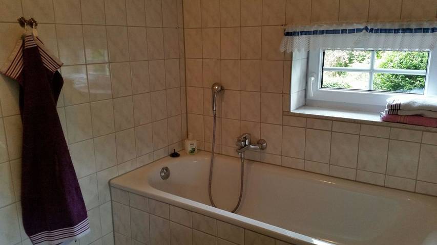 Ferienwohnung für 4 Personen, mit Terrasse und Garten in Rhauderfehn - 4