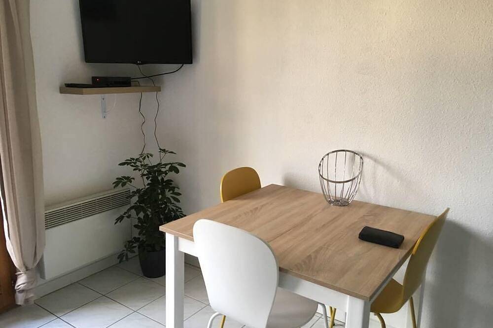 Apartamento entero, Acogiendo con beneplácito la pequeña T2 en el corazón de Saint-Jorioz in Saint-Jorioz, Parque natural regional del Macizo de Bauges
