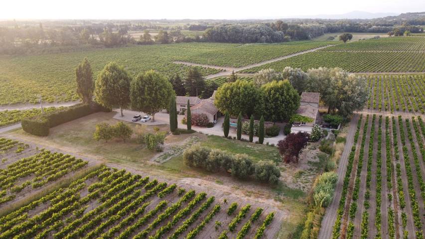 Gîte pour 19 personnes, avec terrasse et jardin, animaux acceptés