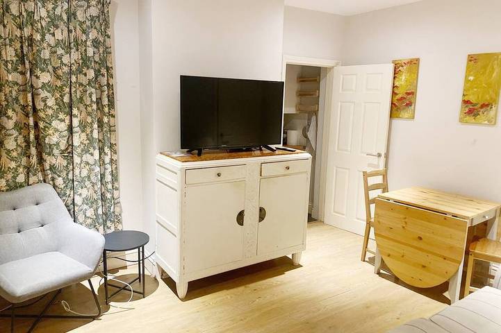 Holiday rental for 6 people in Reading