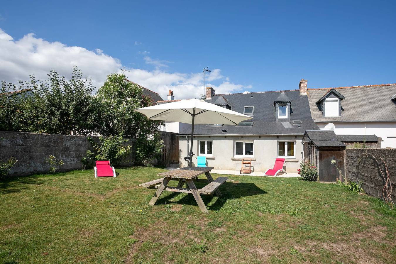Casa Vacacional 'Le Paradis Sur Mer' con Terraza Privada y Jardín Privado in Paimpol, Côte de Goëlo
