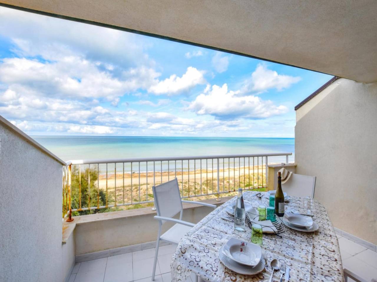 Appartement entier, Appartement en bord de mer à Alcamo in Alcamo Marina, Alcamo