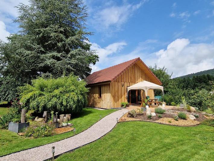 Location de vacances pour 4 personnes, avec jardin et terrasse dans Xamontarupt