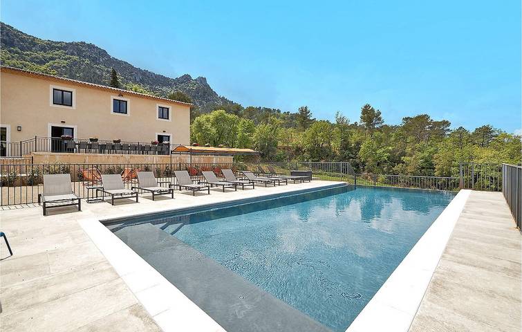 Maison de vacances pour 22 personnes, avec terrasse et piscine, animaux acceptés - 1