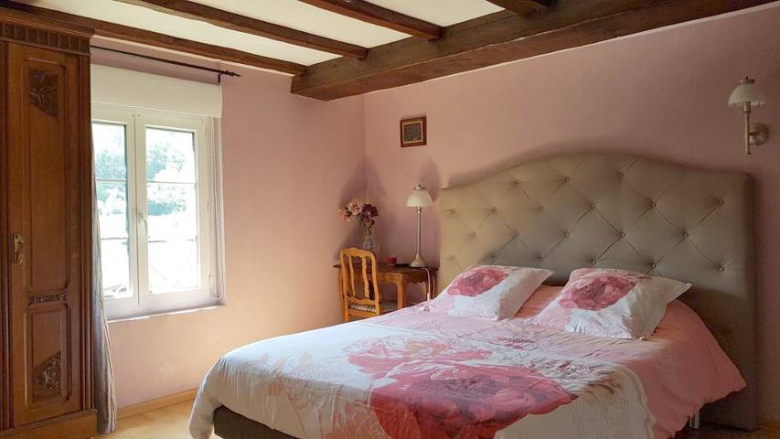 Location de vacances pour 2 personnes, avec vue et jardin à Valmont - 2