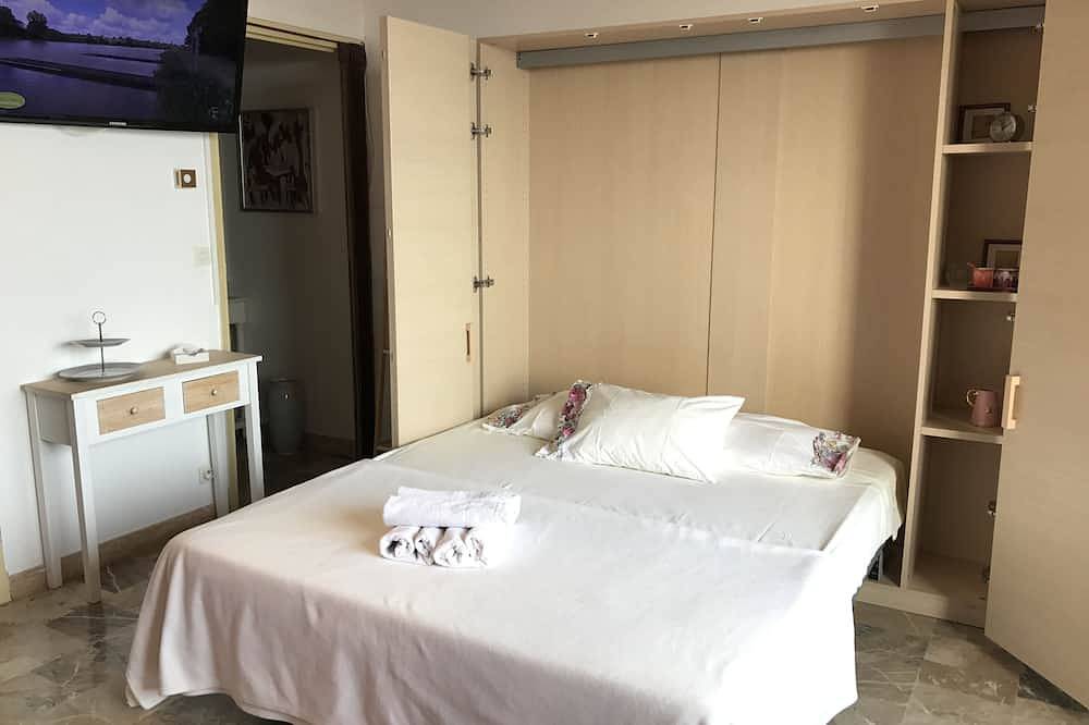 Entire apartment, Magnificent sea view More than 50 star reviews from my hosts !!! in Ajaccio, Golfe D'Ajaccio