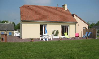 Gîte pour 4 personnes, avec jardin à Vindefontaine