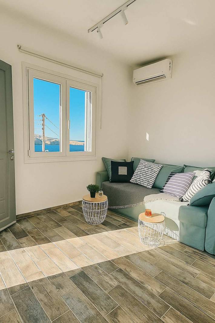 Ganze Wohnung, Seafront Alos Gem - Loutra Seaview Escape in Kythnos