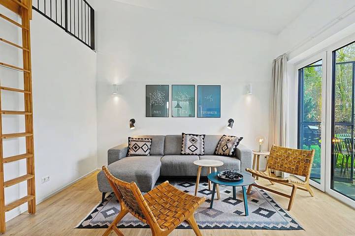 Ferienhaus für 8 Personen, mit Pool und Sauna sowie Whirlpool