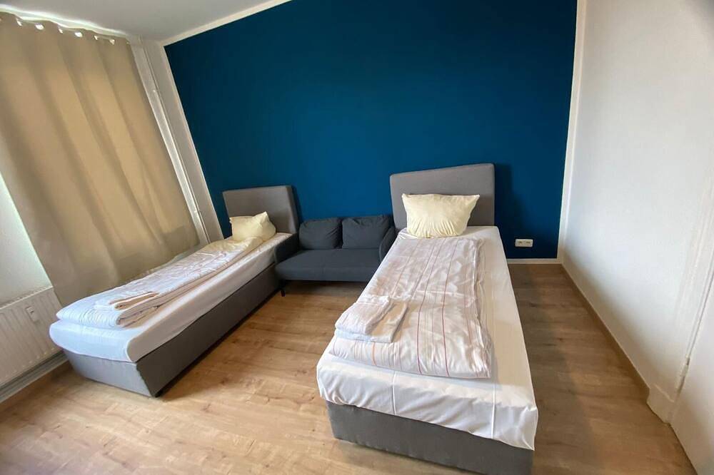 Kieler Straße 73 W1 - 3 Schlafzimmer mit 2 Bädern in Neumünster, Schleswig-Holstein Binnenland