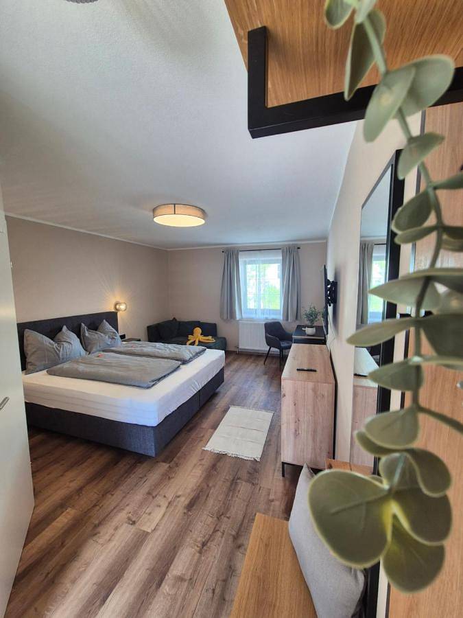 Ferienwohnung für 2 Personen, mit Terrasse und Garten