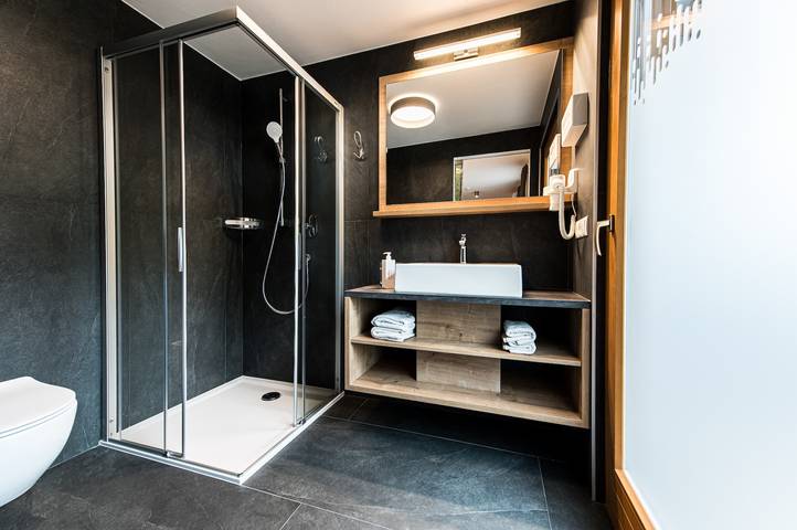 Ganze Wohnung, Ferienwohnung "Alpenhof Lodge Alpin Superior" mit Bergblick, Gemeinschaftspool & Sauna in Saltaus, St. Martin in Passeier