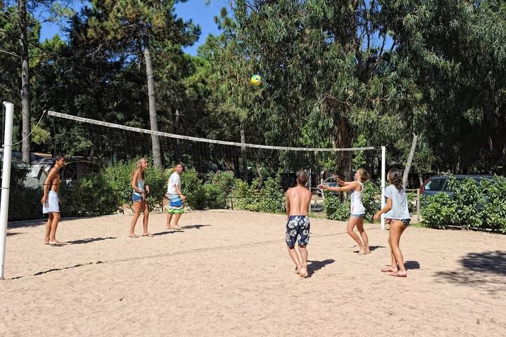 Mobil home pour 6 personnes, avec terrasse et piscine à Bonifacio - 3