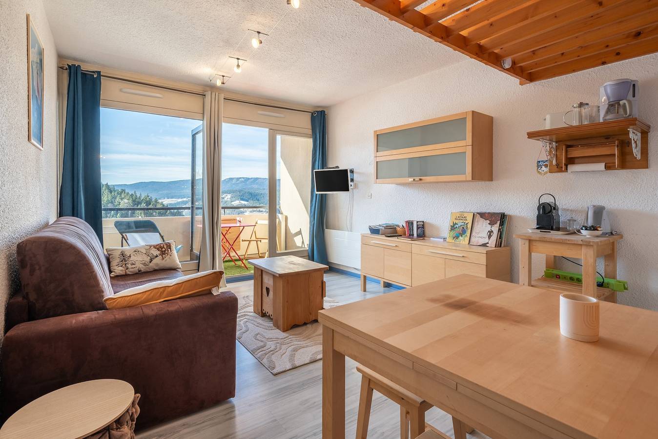 Estudio entero, Apartamento «Metamorfosis en la Cima» con vistas a la montaña y balcón in Villard-de-Lans, Parc naturel régional du Vercors
