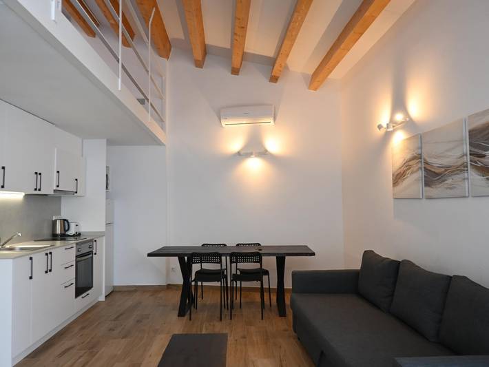 Ferienwohnung für 8 Personen, mit Balkon/Terrasse in Badalona - 3