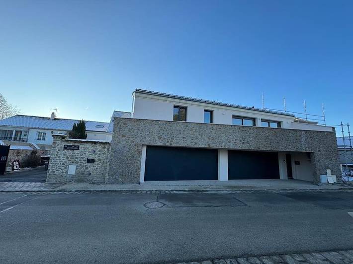 Gîte pour 8 personnes, avec balcon à Les Alluets-le-Roi