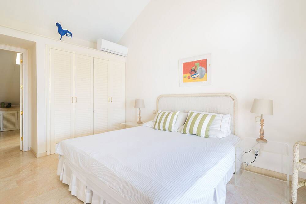 Tropical House with pool an beach walking distance in Maspalomas, San Bartolomé de Tirajana