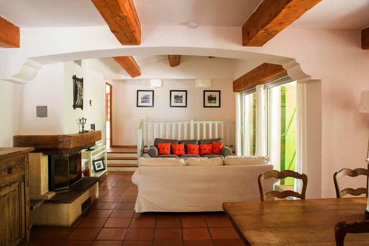 Location de vacances pour 8 personnes, avec vue et piscine à Tavernes - 4