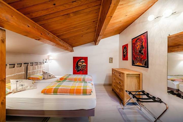 Gîte pour 6 personnes, avec piscine ainsi que terrasse et jardin à Aubagne - 2