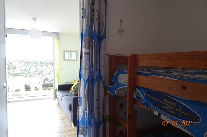 Gîte pour 4 personnes, avec terrasse dans Plage du Platin - 4