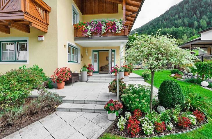Ferienwohnung für 2 Personen, mit Balkon und Sauna sowie Garten, kinderfreundlich in Flachau - 3