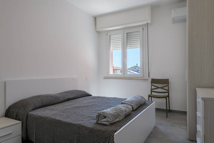Entire apartment, GuestHost - Residence Vz Marotta Apartment int. 11 in Marotta, Mondolfo Region