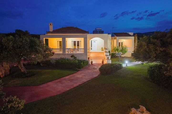 Villa Deleni - Private Pool, Sea Views & Gardens in Atsipopoulo, Nikiforos Fokas