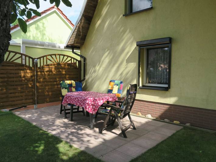 Ferienhaus für 4 Personen, mit Terrasse und Garten in Beeskow