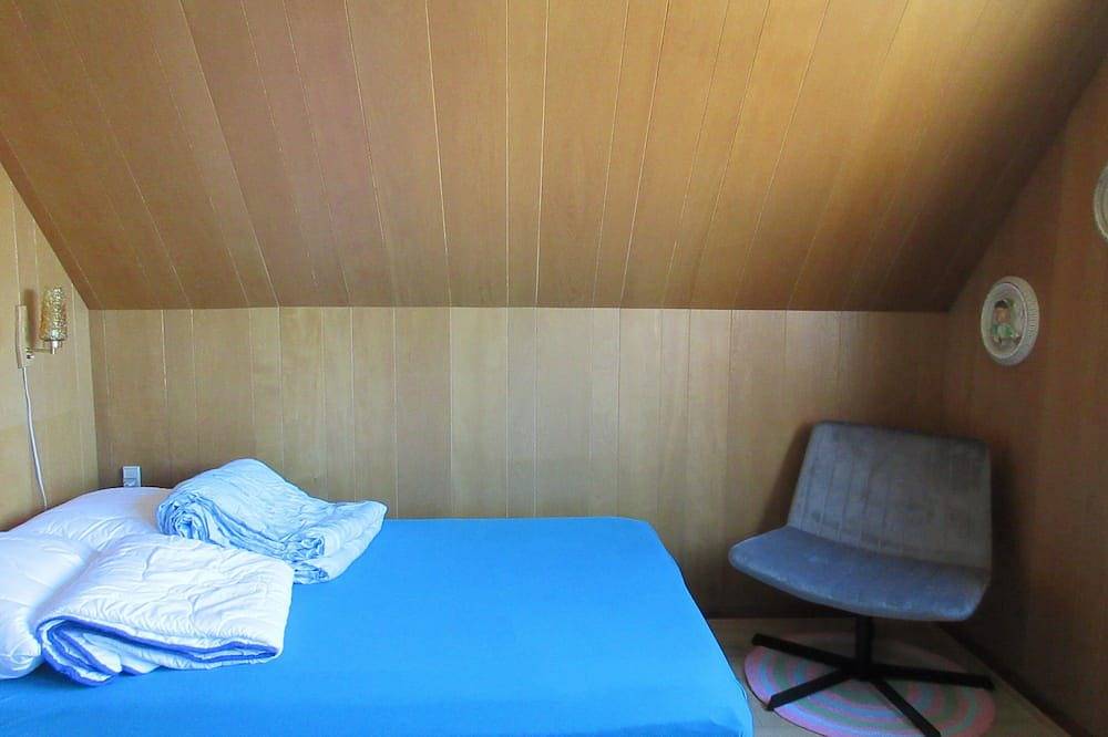 Lovely holiday apartment on the 1st floor with separate entrance. in Erslev, Morsø