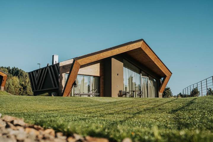 Appartamento per 4 persone, con Terrazza e Sauna nonché Panorama a Nova Ponente