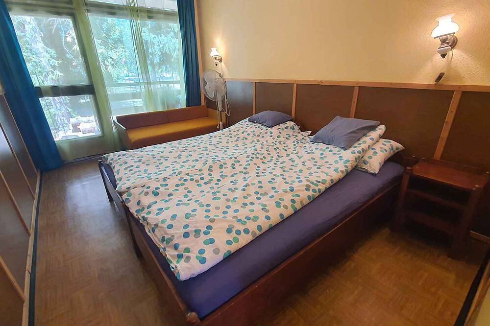 Ferienhaus in einem beliebten Gegend von Szántód mit Internet in Szantod, Plattensee Südufer