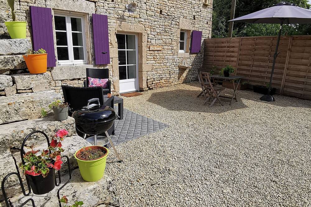 Les Gîtes de La Roche Élie - Chez Théophile in Rom, Région de Niort