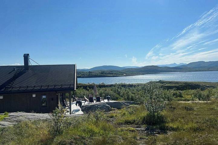 Ferienhaus für 8 Personen, mit Balkon in Dønna