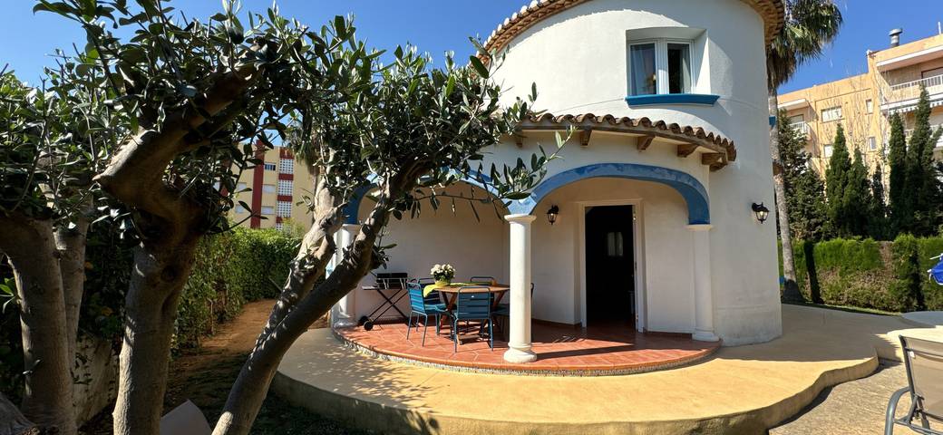 Villa für 6 Personen, mit Terrasse und Garten in Dénia - 4