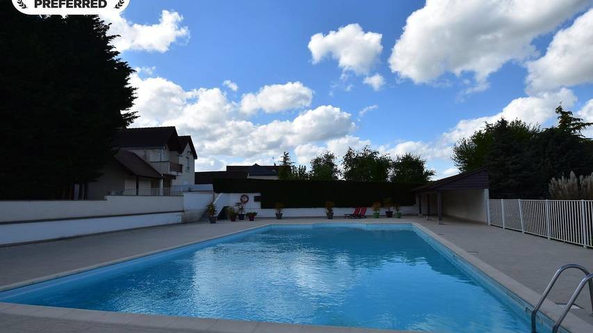 Maison de vacances pour 6 personnes, avec jardin ainsi que piscine et terrasse