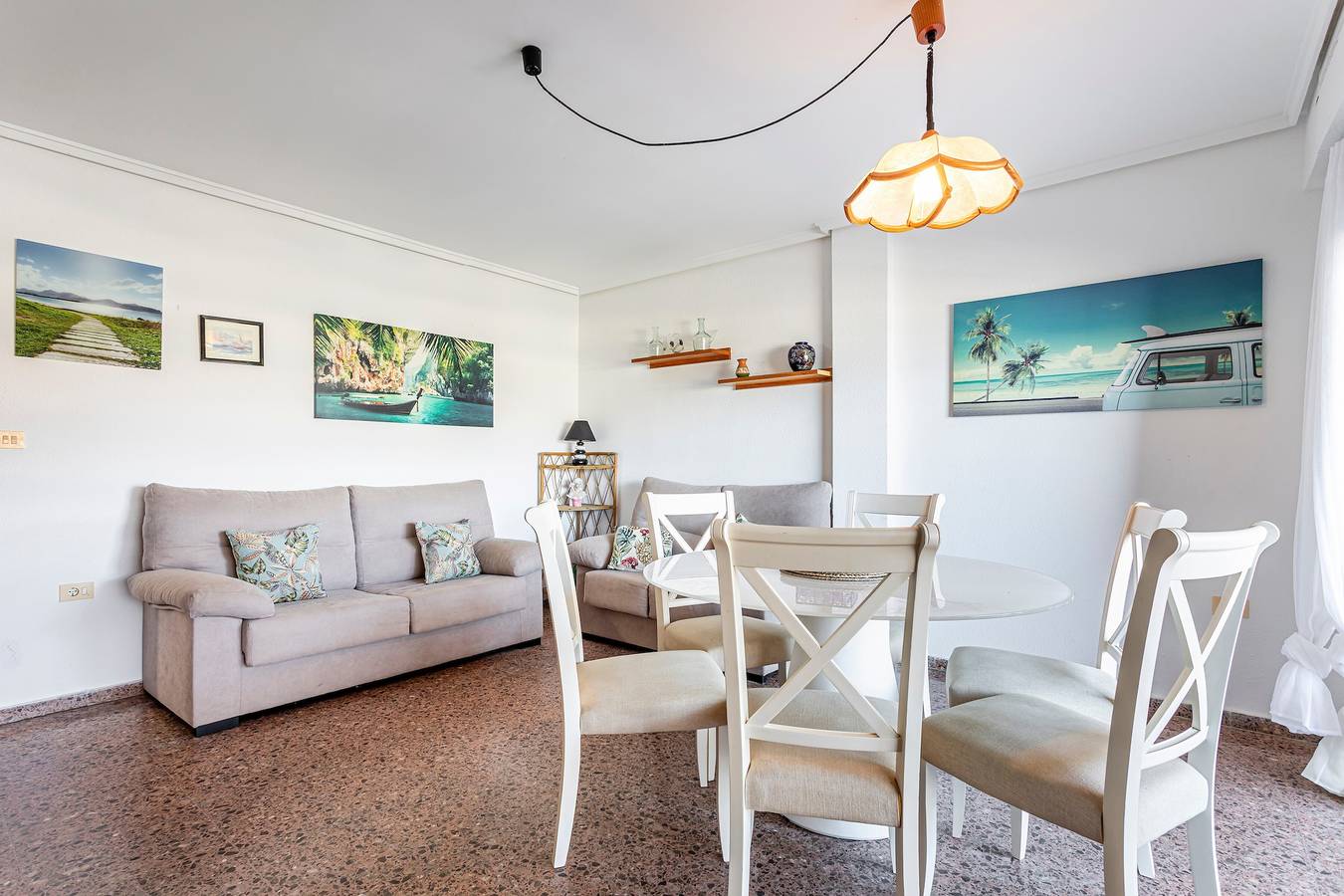 Ganze Wohnung, Apartment 'Entero Playa Perello' mit Gemeinschaftspool, Wlan und Klimaanlage in Platja del Perelló (Sueca), Sueca