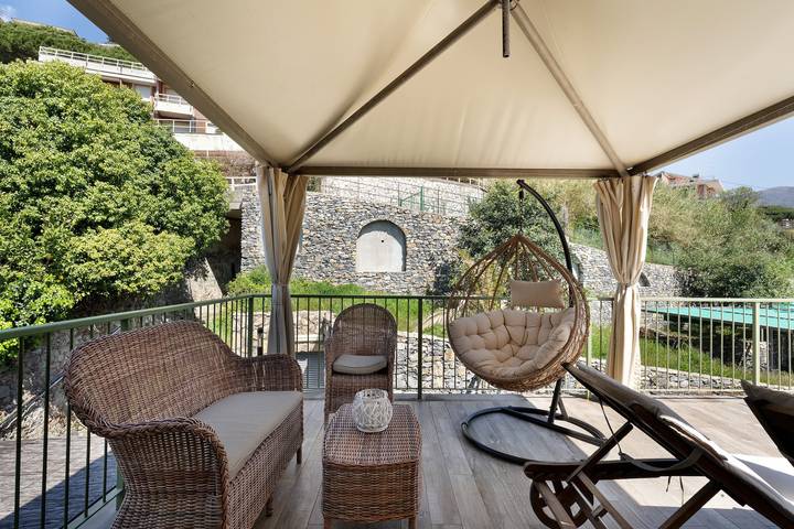 Kamer 'Corallo' met privéterras, draadloos internet en airconditioning in Spiaggia Libera Attrezzata Il Volto, Moneglia